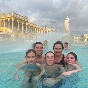 Meet your Posher, Ramona